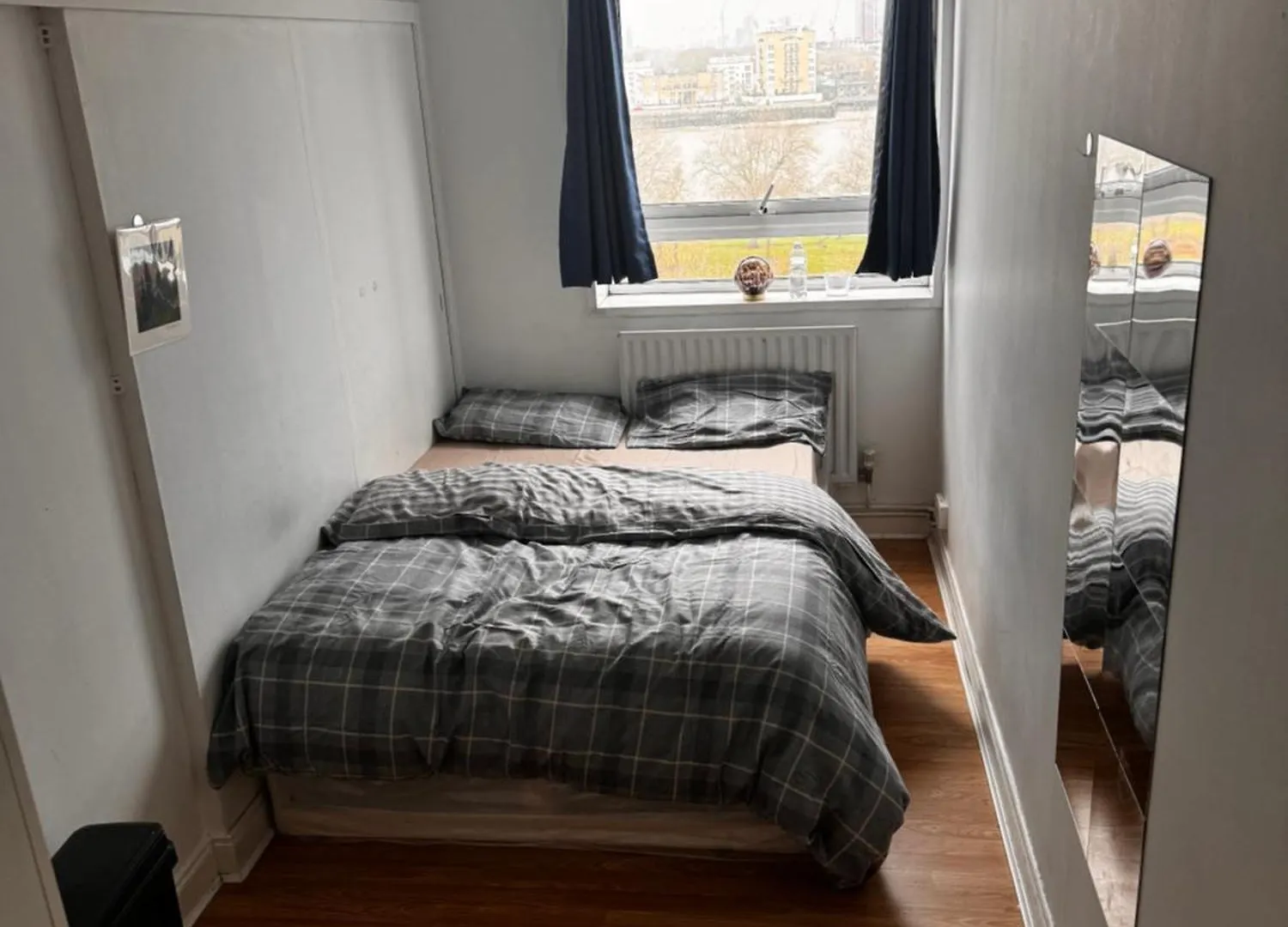 Flatshare Canary Wharf Cityview Shared With Host For Common Spaces Separate Bedroom Shared Bathroom London United Kingdom