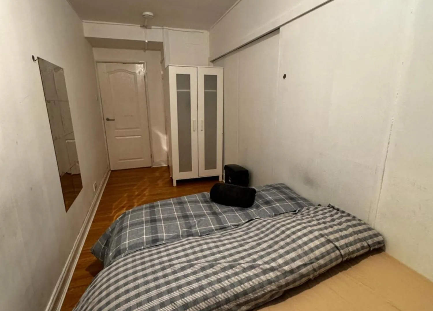 Flatshare Canary Wharf Cityview Shared With Host For Common Spaces Separate Bedroom Shared Bathroom London Homestay